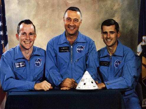 Space travel critical situations - spaceship Apollo-1 crew photo