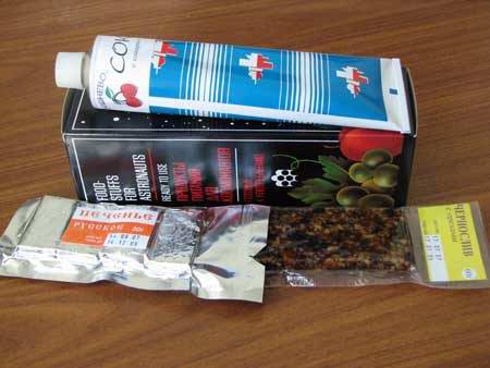 Problems in space travel - What do astronauts eat in space travel (space food) 11th photo