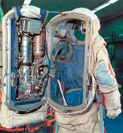 Problems in space travel - space suits 6th picture