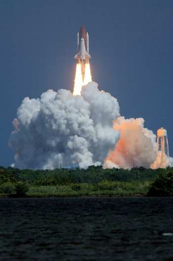 Shuttle space ships launches 2nd photo